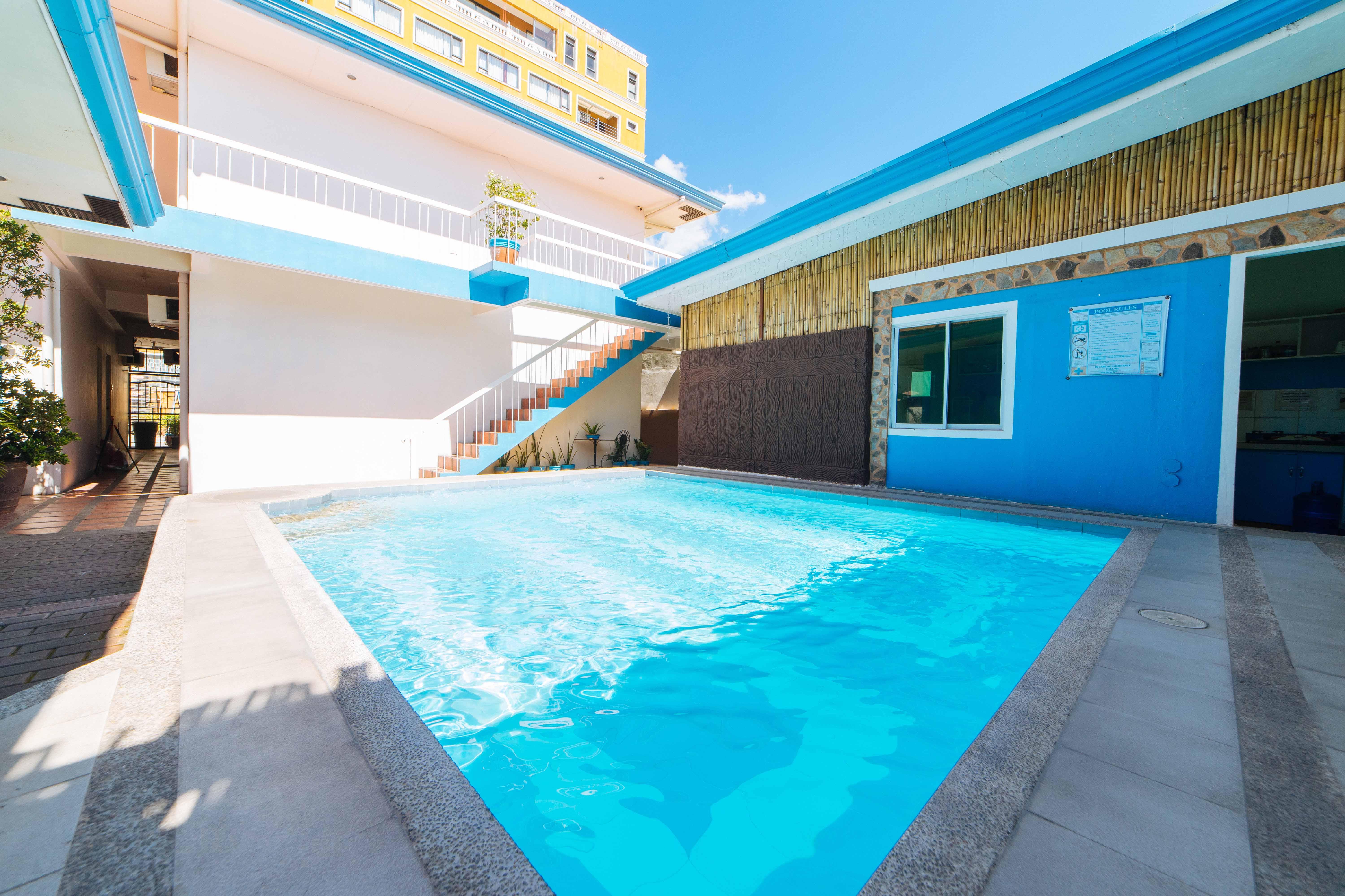 Reddoorz Near Walking Street Angeles City Экстерьер фото